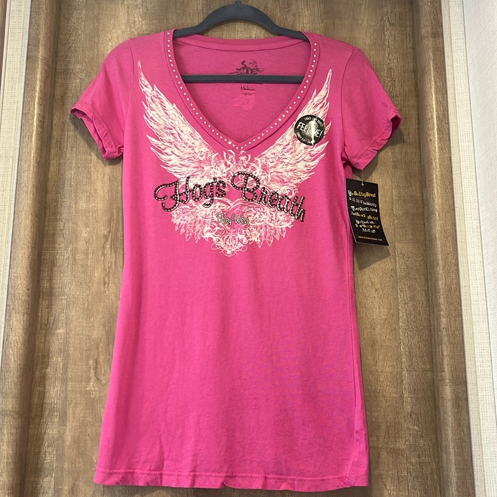 NWT women’s V neck Hog’s Breath Key West T-Shirt with rhinestones M
